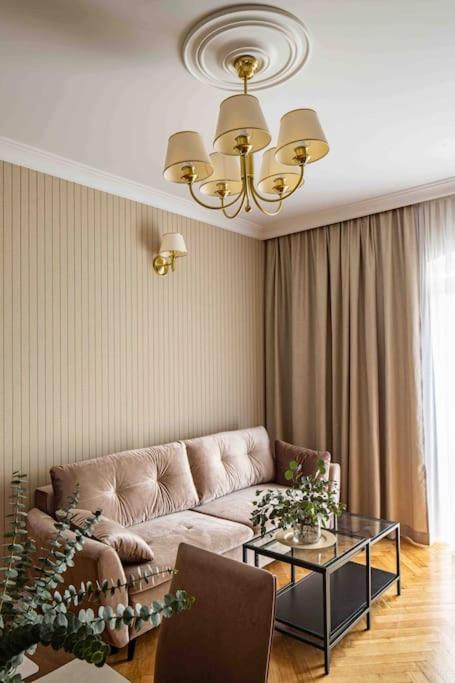 Wyzwolenia Apt , Lazienki Park & Zbawiciela Sq. 2' Warsaw Exterior photo